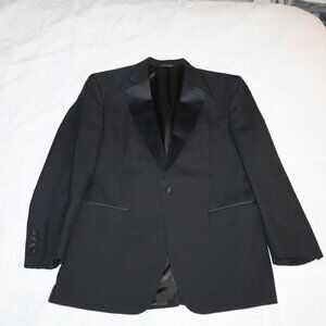 Jos A Bank Men's Black Tuxedo 40R jacket 34W pants 100% wool